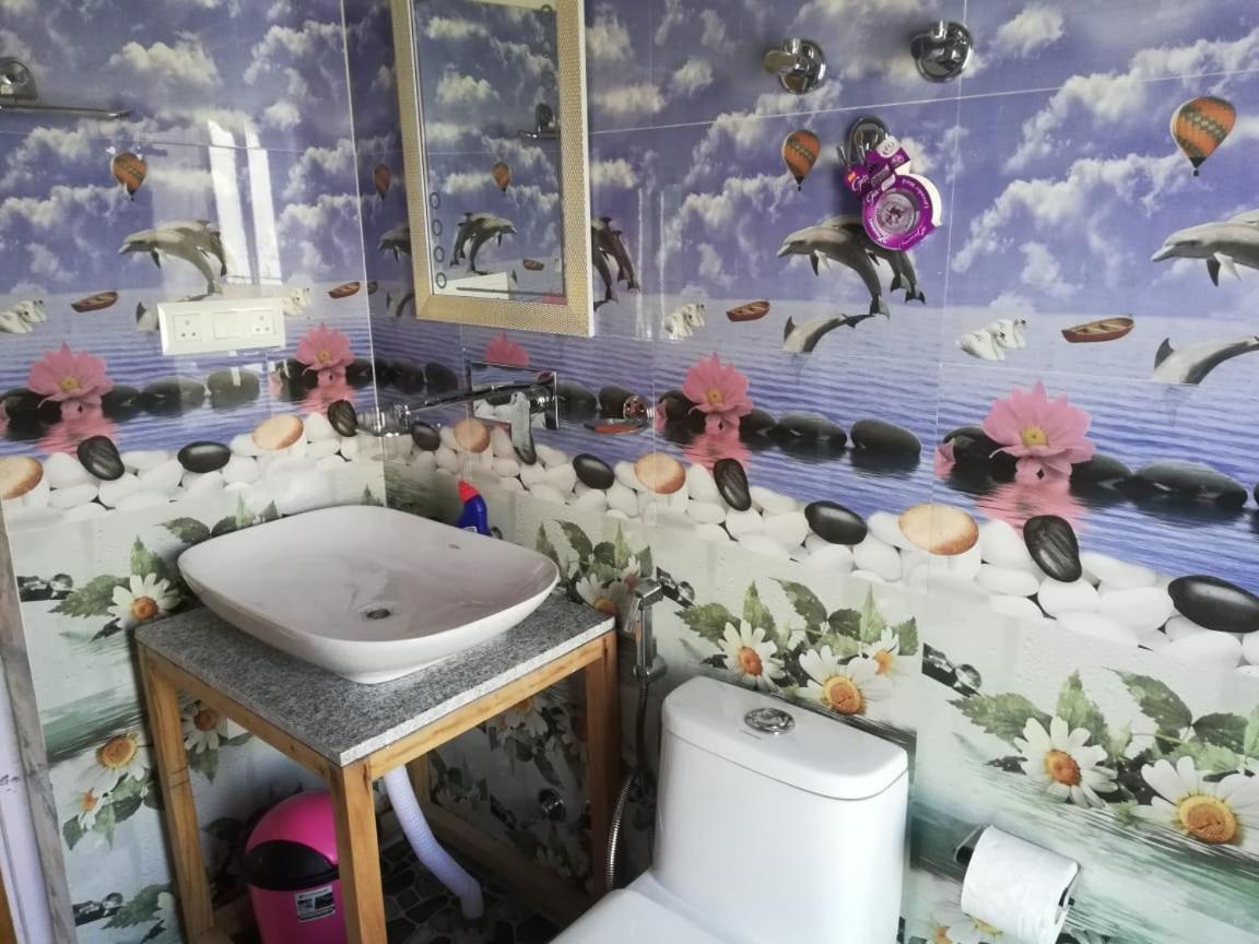 Sernang Homestay Hundar Екстериор снимка