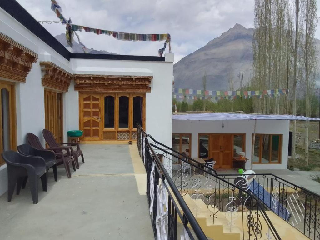 Sernang Homestay Hundar Екстериор снимка