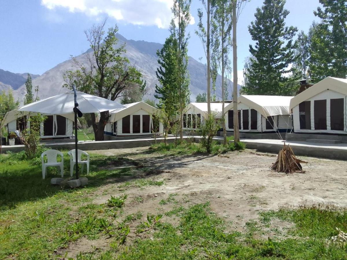 Sernang Homestay Hundar Екстериор снимка